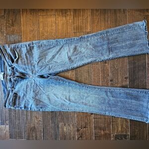 34x33.5 Buckle Bootcut Stretch